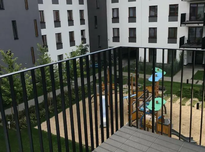 アパート Wilanow Klimczaka ワルシャワ